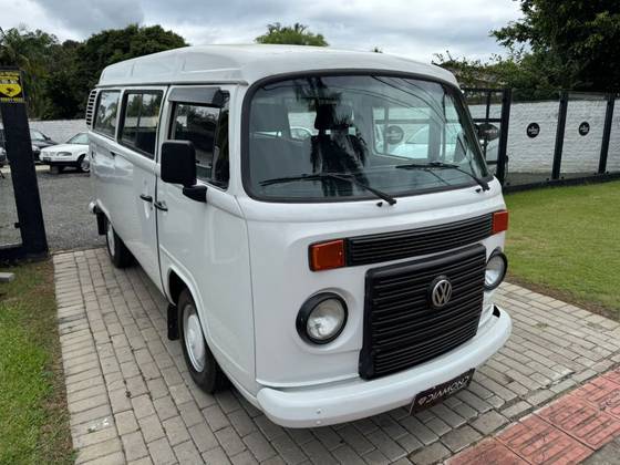 VOLKSWAGEN KOMBI 1.4 MI FURGÃO 8V FLEX 3P MANUAL